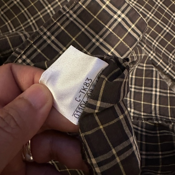 BURBERRY 💯 cotton plaid longsleeve - Picture 7 of 13